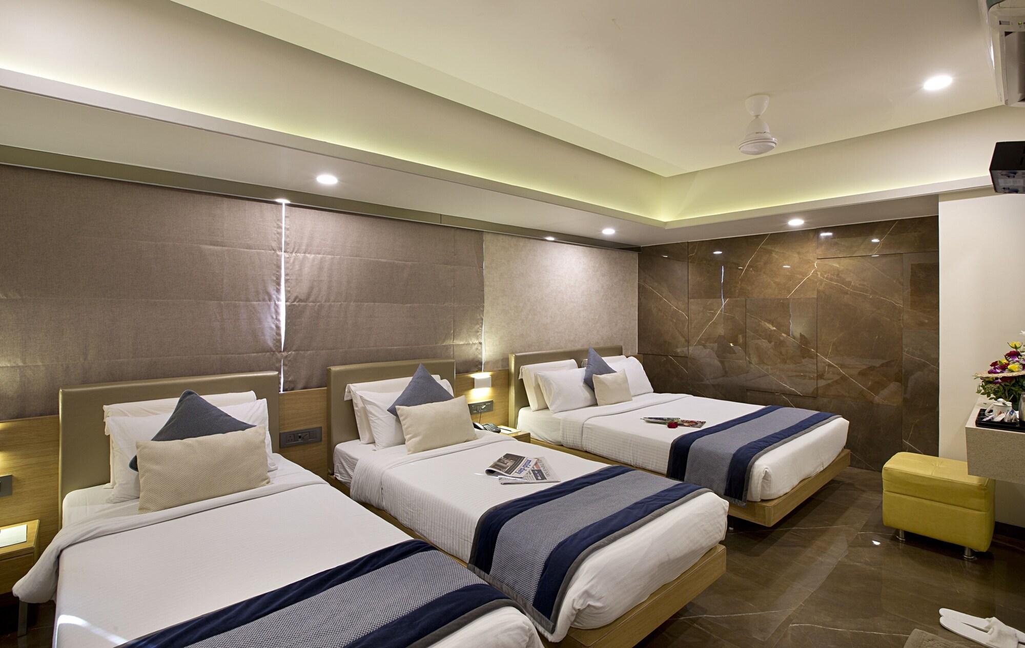 Hotel Planet Residency Мумбаи Экстерьер фото