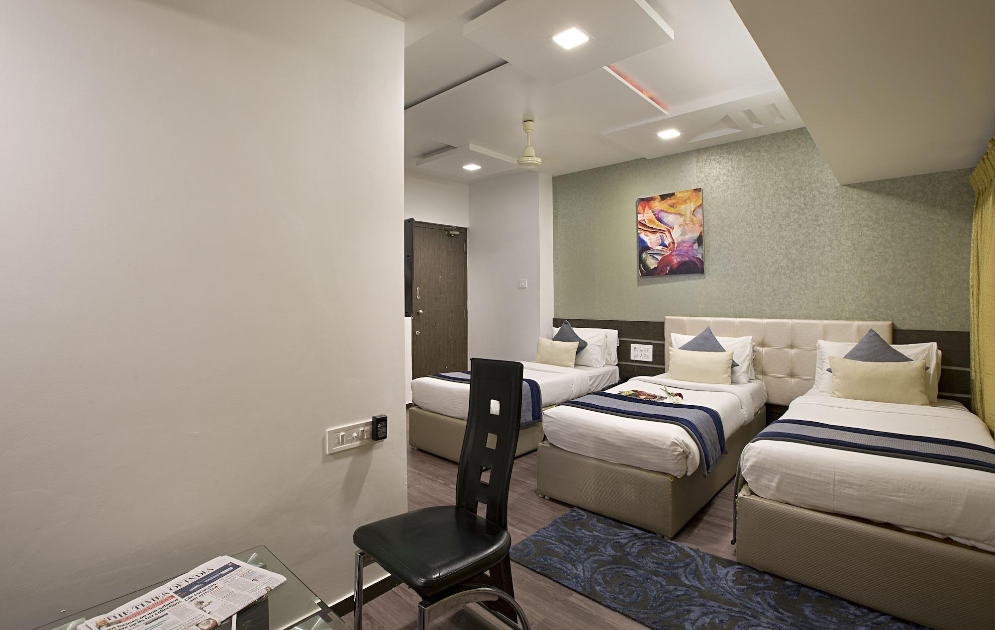 Hotel Planet Residency Мумбаи Экстерьер фото