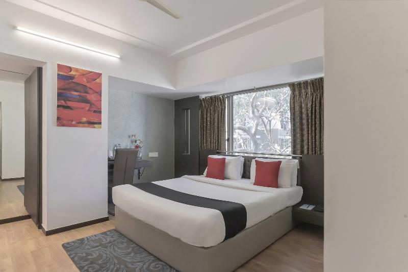 Hotel Planet Residency Мумбаи Экстерьер фото